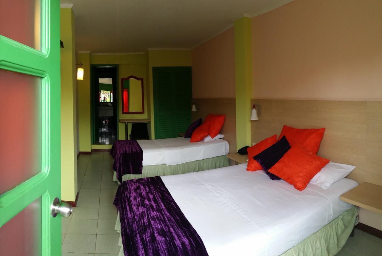 Hosteria Canoa Exterior photo